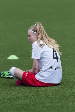 Bild 210 - wBJ SV Wahlstedt - SV Steinhorst/Labenz : Ergebnis: 0:1